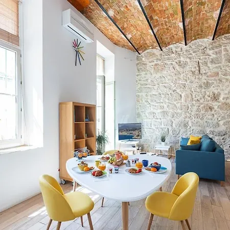 Gubernatis - Beautiful Duplex With Terrace