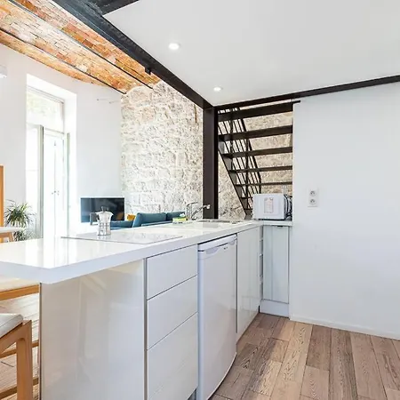 Gubernatis - Beautiful Duplex With Terrace Apartment *